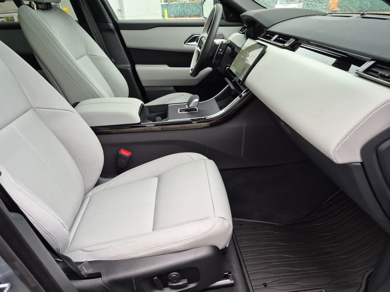New 2026 Land Rover Range Rover Velar S AWD/4WD image 23