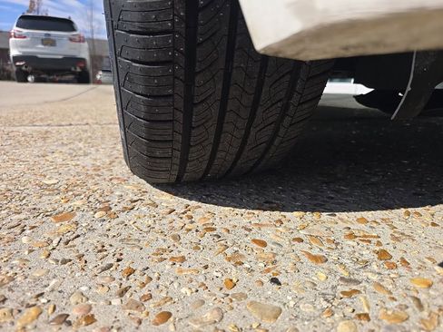 Used 2014 Ford Transit Connect XLT image 33