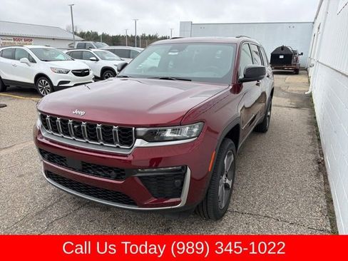 New 2026 Jeep Grand Cherokee L Limited AWD/4WD image 3