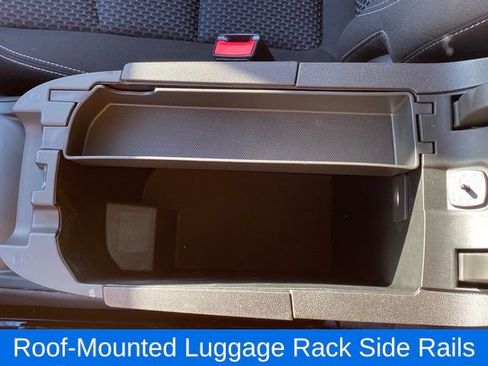 Certified 2022 GMC Terrain SLE w/ Driver Convenience Package image 16