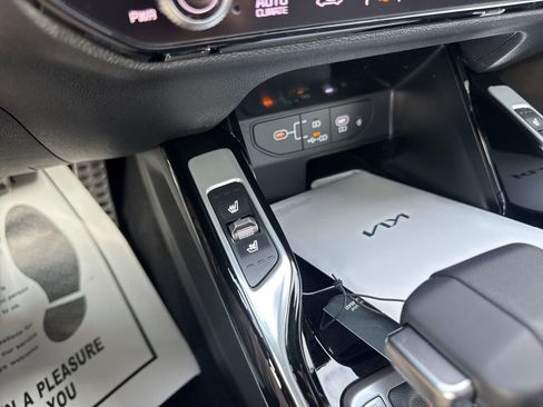 New 2026 Kia Sorento SX image 6