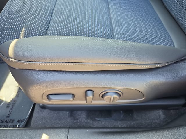 New 2026 Buick Envista Sport Touring w/ Convenience I Package FWD image 19