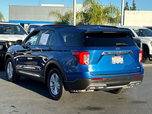 Used 2020 Ford Explorer XLT w/ Equipment Group 202A image 14