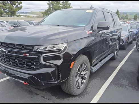 Used 2023 Chevrolet Tahoe Z71 w/ Z71 Off-Road Package image 3