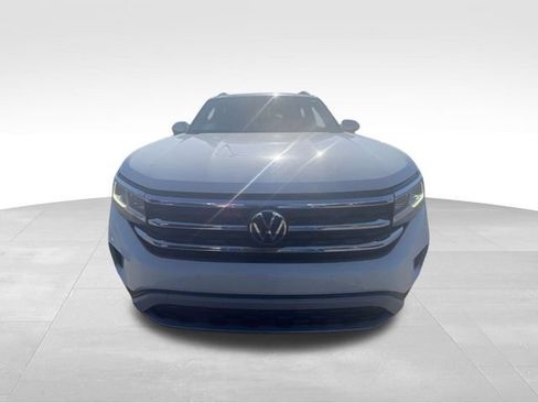 Used 2023 Volkswagen Atlas SE w/ Black Wheel Package AWD/4WD image 15
