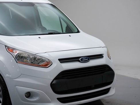 Used 2018 Ford Transit Connect XLT image 5