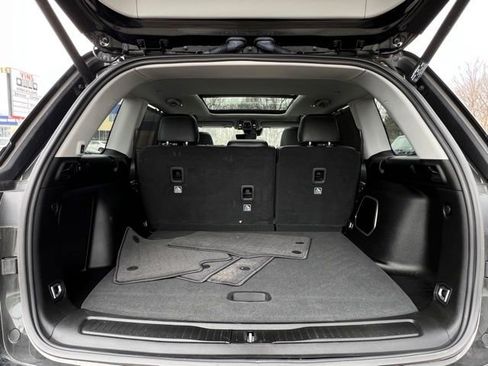 Used 2024 Jeep Grand Cherokee Limited 4xe w/ Luxury Tech Group II image 25