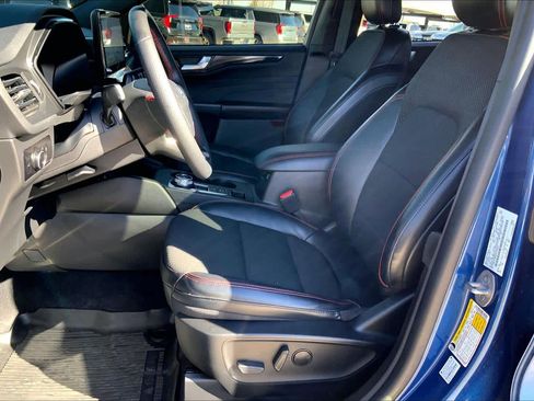 Used 2023 Ford Escape ST-Line w/ Tech Pack #1 image 8