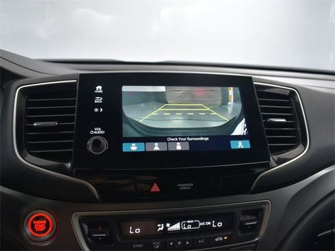 Used 2022 Honda Pilot Sport image 14