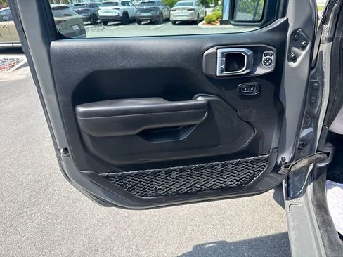Used 2021 Jeep Wrangler Unlimited Sport w/ Sun And Sound Package AWD/4WD image 14