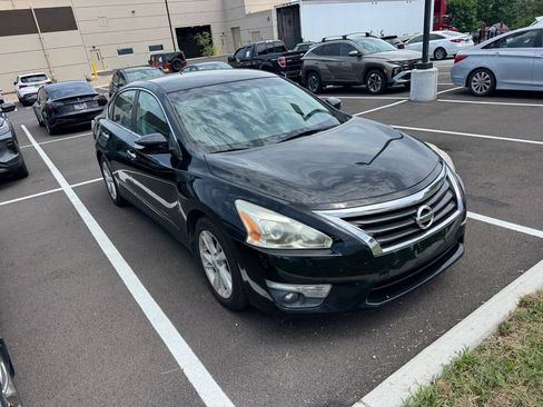 Used 2015 Nissan Altima 2.5 SL FWD image 7