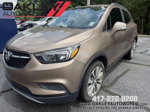 Used 2019 Buick Encore Preferred FWD image 1