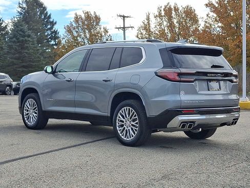 Used 2024 GMC Acadia Denali w/ LPO, Floor Liner Package image 4