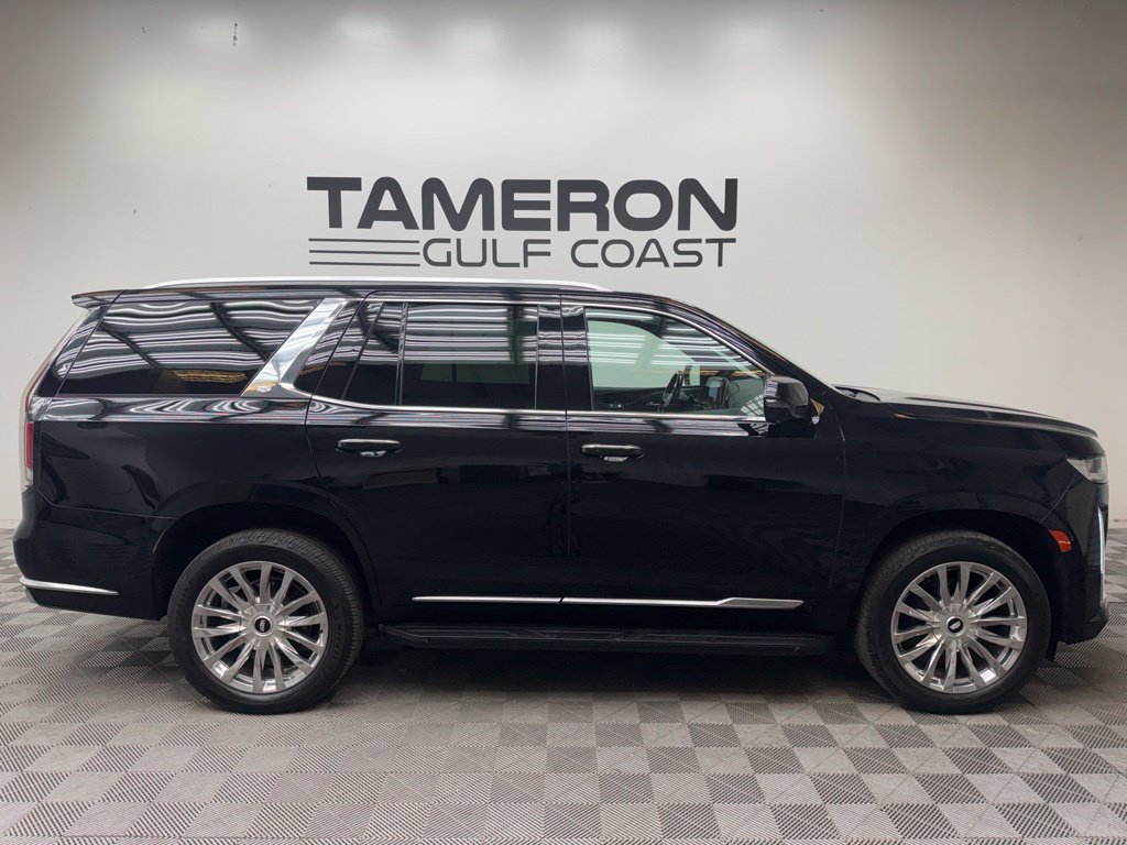 Used 2022 Cadillac Escalade Premium Luxury AWD/4WD image 4