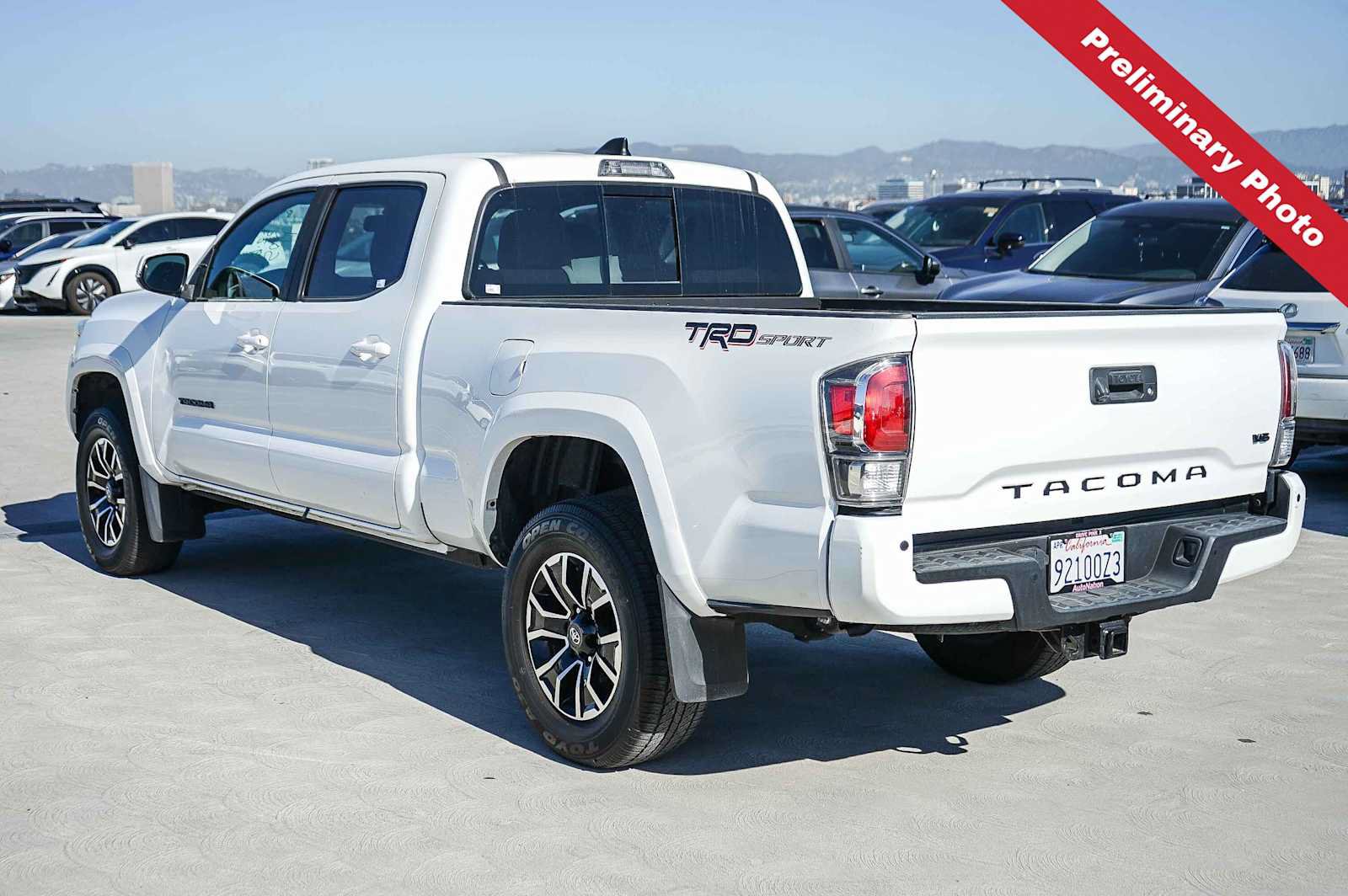 Used 2022 Toyota Tacoma TRD Sport w/ Technology Package RWD image 8