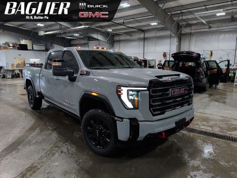 Used 2025 GMC Sierra 2500 AT4 w/ AT4 Premium Plus Package AWD/4WD image 1