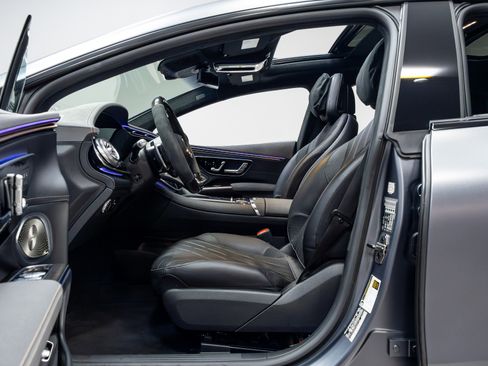 Used 2023 Mercedes-Benz EQS AMG 4MATIC image 6