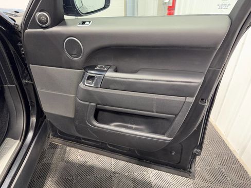 Used 2019 Land Rover Range Rover Sport HST image 25
