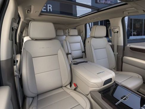 New 2026 GMC Yukon Denali w/ Sun & Power Step Package AWD/4WD image 16
