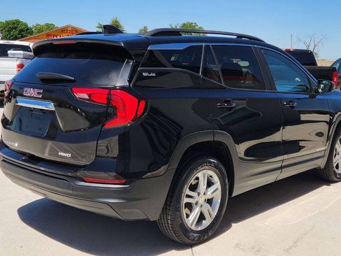 Used 2021 GMC Terrain SLE w/ Driver Convenience Package AWD/4WD image 6