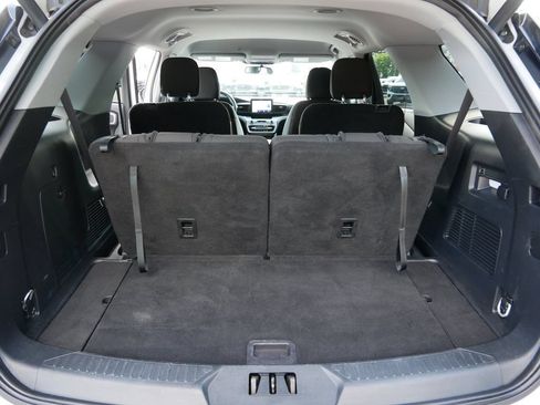 Certified 2023 Ford Explorer XLT AWD/4WD image 10