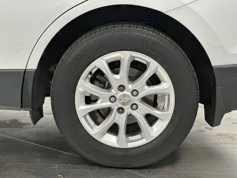 Used 2020 Chevrolet Equinox LS w/ LS Convenience Package AWD/4WD image 23