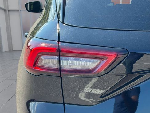 Used 2024 Ford Escape Active image 8