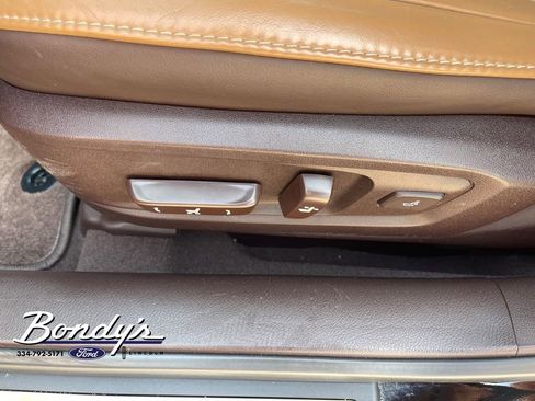 Used 2017 Lexus ES 350 w/ Luxury Package FWD image 9
