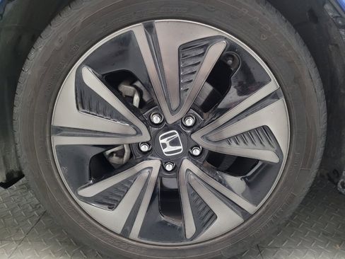 Used 2018 Honda Civic EX-L image 31