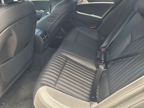 Used 2022 Genesis G70 2.0T w/ Prestige Package image 14