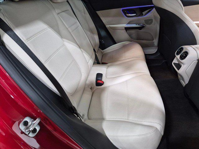 Used 2026 Mercedes-Benz GLC 300 image 20