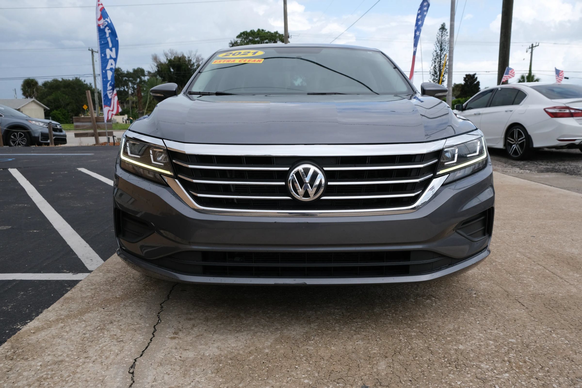 Used 2021 Volkswagen Passat 2.0T S FWD image 2