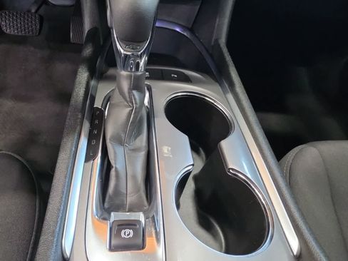 Used 2024 Chevrolet Malibu LT FWD image 24