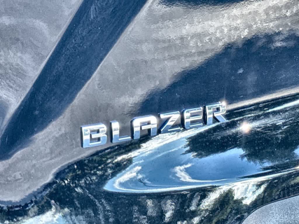 Used 2024 Chevrolet Blazer LT FWD image 10