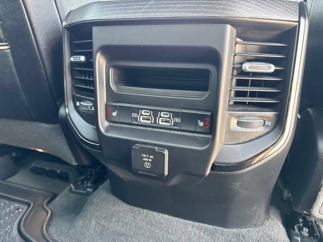 Used 2022 RAM 1500 Limited w/ Body Color Bumper Group AWD/4WD image 15