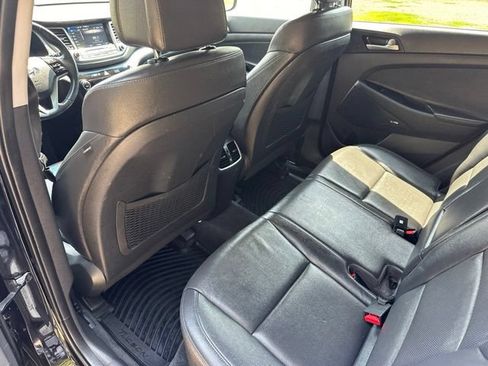 Used 2017 Hyundai Tucson Limited w/ Cargo Package AWD/4WD image 16