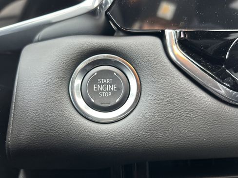 New 2026 GMC Canyon Elevation w/ Convenience Package image 44