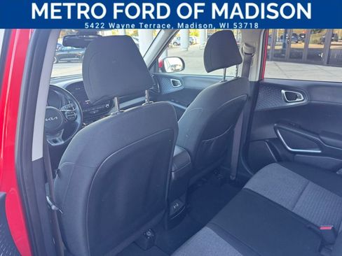Used 2023 Kia Soul EX image 19