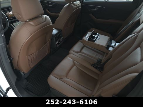 Used 2023 Audi Q7 3.0T Premium Plus AWD/4WD image 30