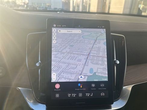 Used 2025 Volvo XC90 B6 Plus image 22