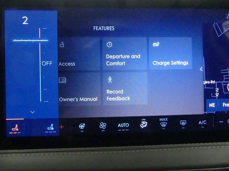 Used 2023 Lincoln Corsair Grand Touring w/ Equipment Group 301A AWD/4WD image 15