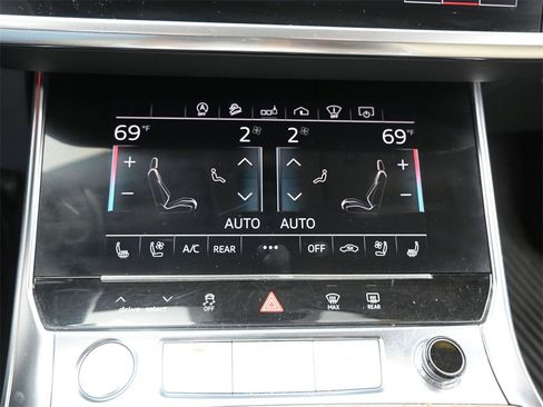 Used 2020 Audi A6 3.0T allroad Prestige w/ Prestige Package image 30