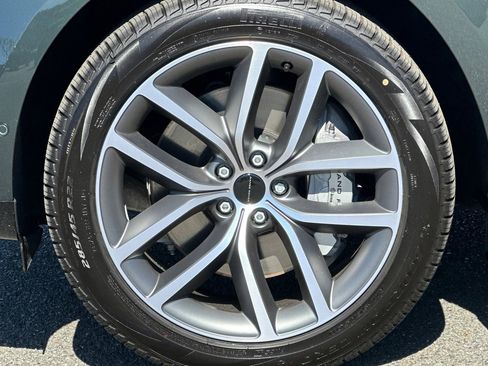 New 2026 Land Rover Range Rover SE image 13