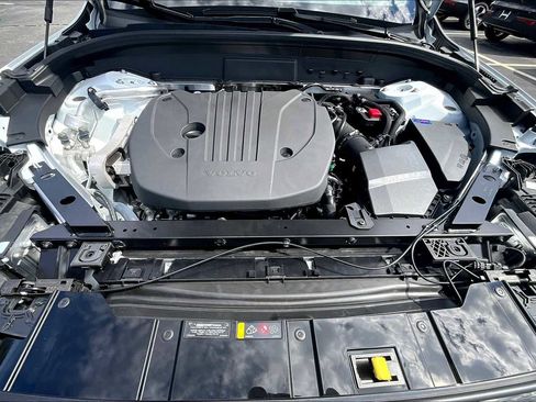 New 2026 Volvo XC60 B5 Plus w/ Protection Package Premier image 14