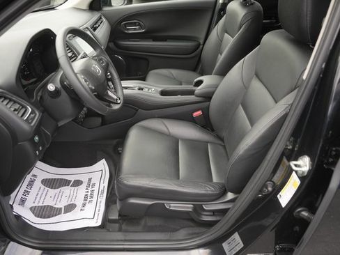 Used 2018 Honda HR-V EX-L image 9