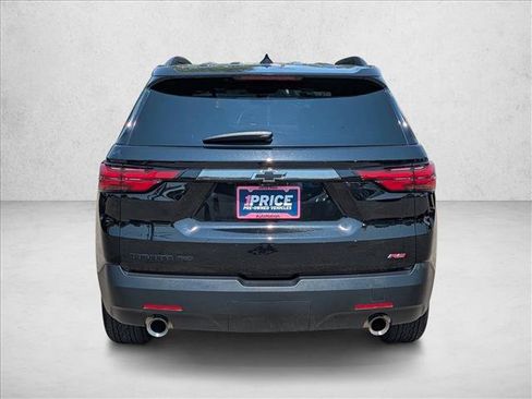Used 2023 Chevrolet Traverse RS AWD/4WD image 7