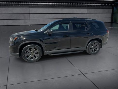 Used 2023 Honda Pilot Sport image 5