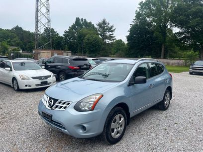 Used 2014 Nissan Rogue S w/ Convenience Package