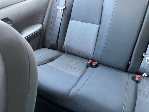 Used 2025 Nissan Sentra SV FWD image 39