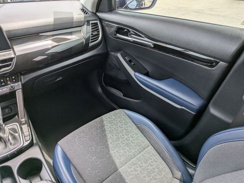 Certified 2025 Kia Seltos S FWD image 16